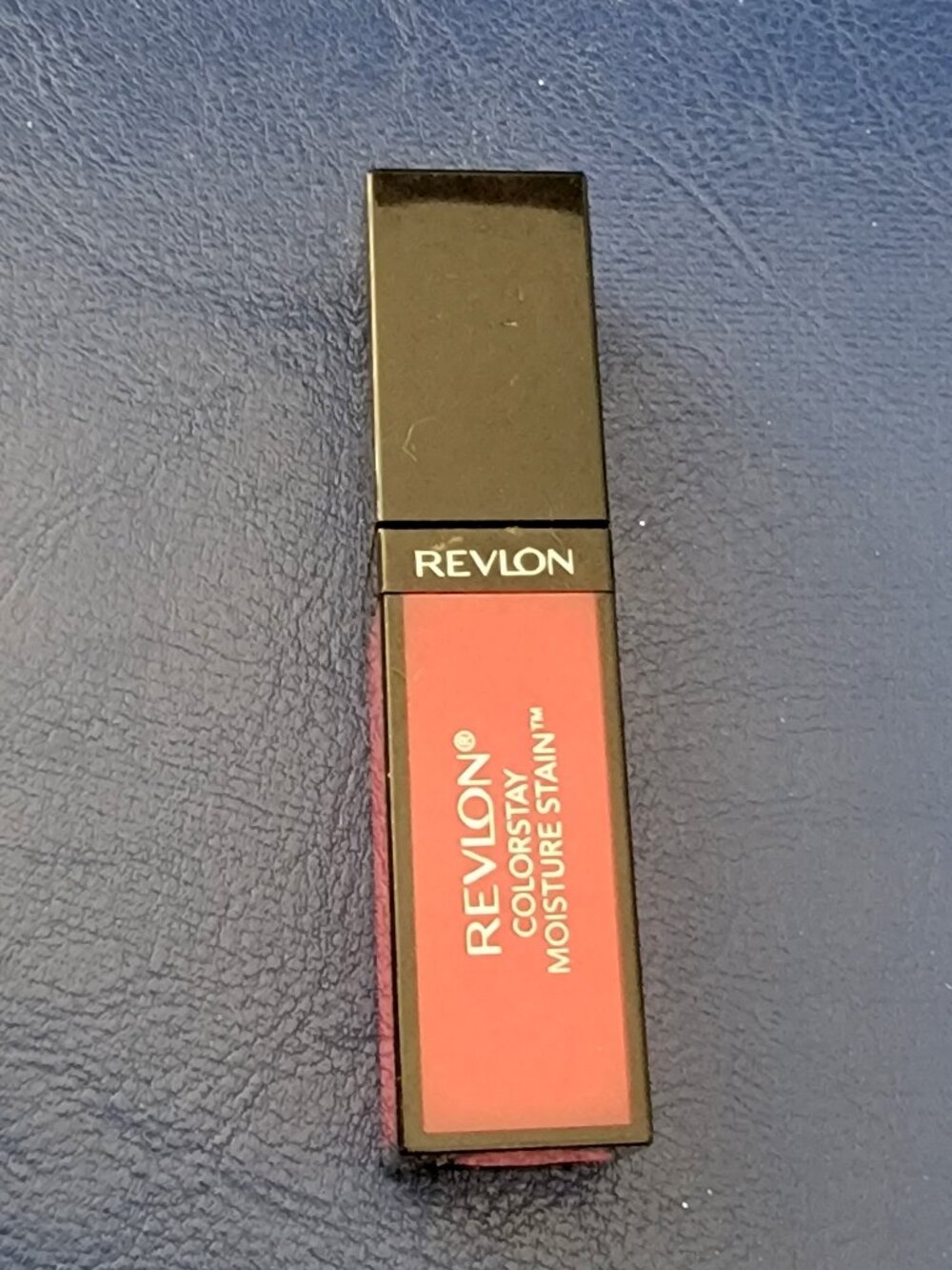 Revlon ColorStay Moisture Stain Lipstick Shade 015 Barcelona Nights